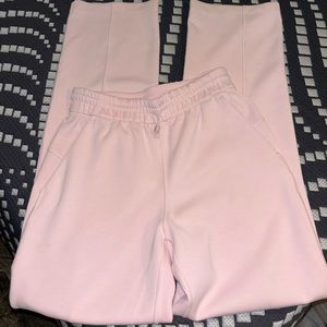 NWOT lululemon strawberry milkshake, soft stream pants